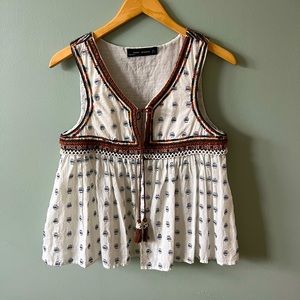 Zara woman beaded and embroidered hippie boho vest with tassels size Small